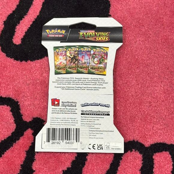 Evolving Skies Sleeved Booster Pack — SWSH07 - Picture 2 of 4